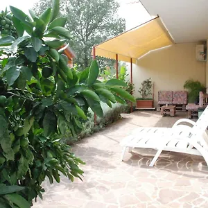 Apartmani Radin Affittacamere